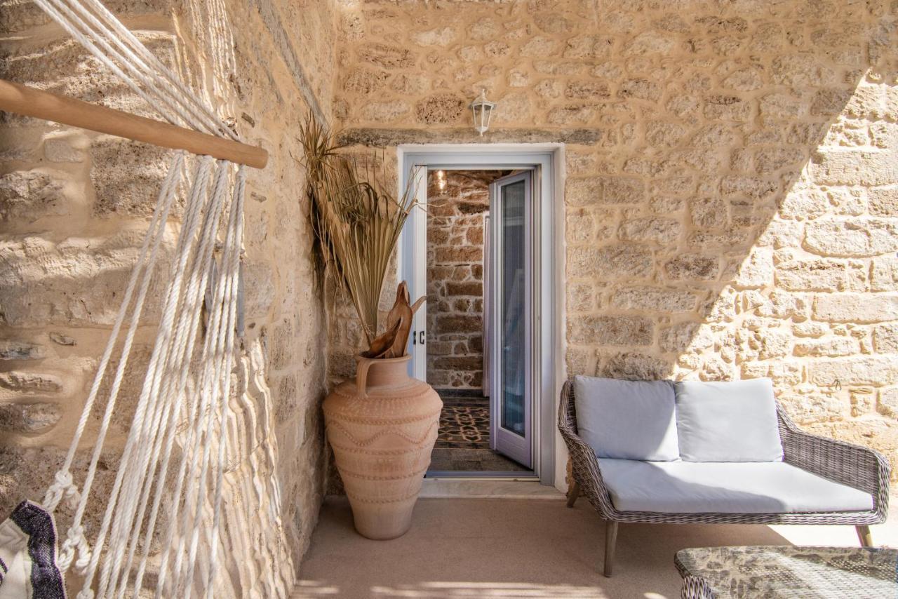 Terra E Sole Spa Suite Aegina Vathi  Ngoại thất bức ảnh