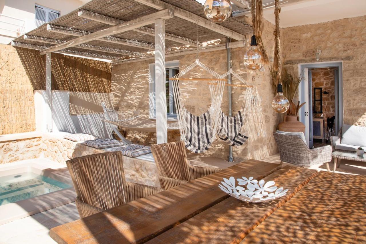 Terra E Sole Spa Suite Aegina Vathi  Ngoại thất bức ảnh
