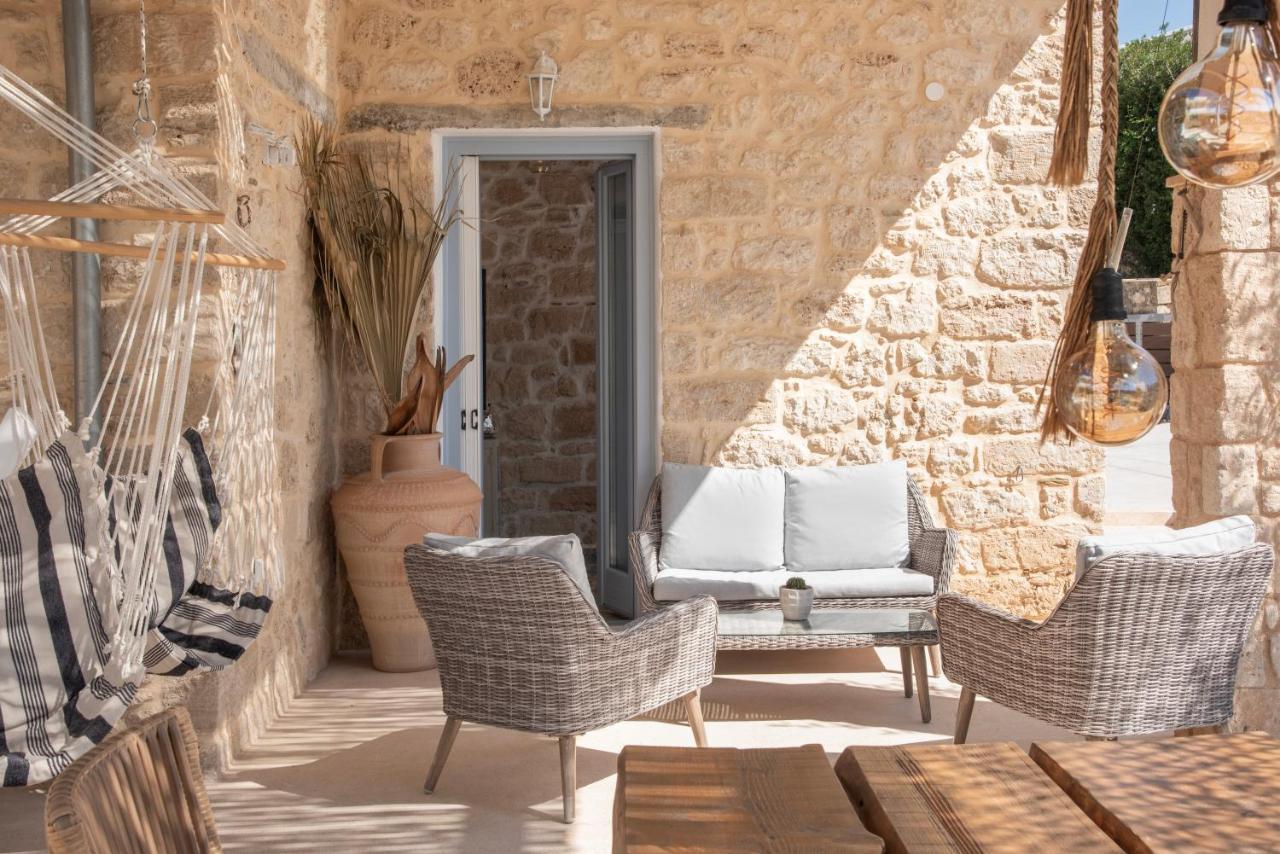 Terra E Sole Spa Suite Aegina Vathi  Ngoại thất bức ảnh