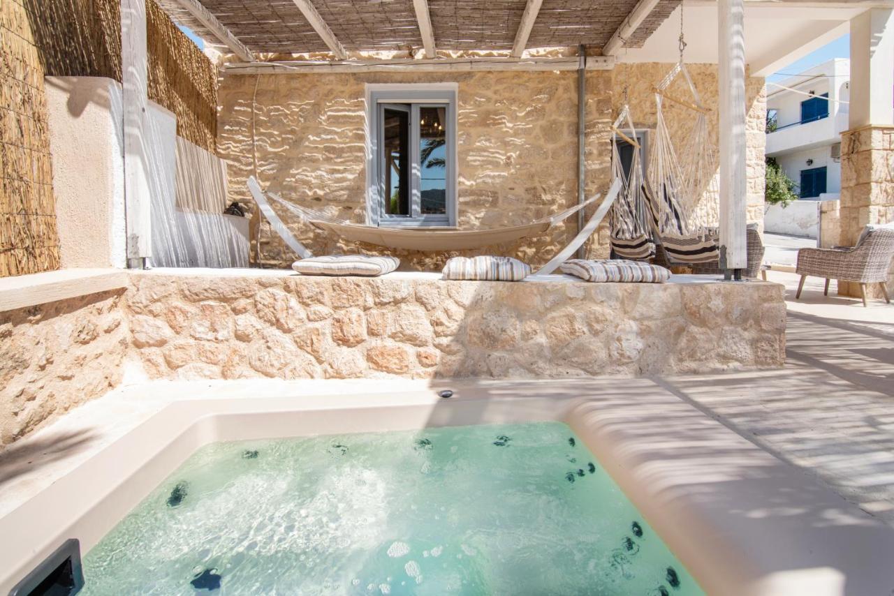 Terra E Sole Spa Suite Aegina Vathi  Ngoại thất bức ảnh
