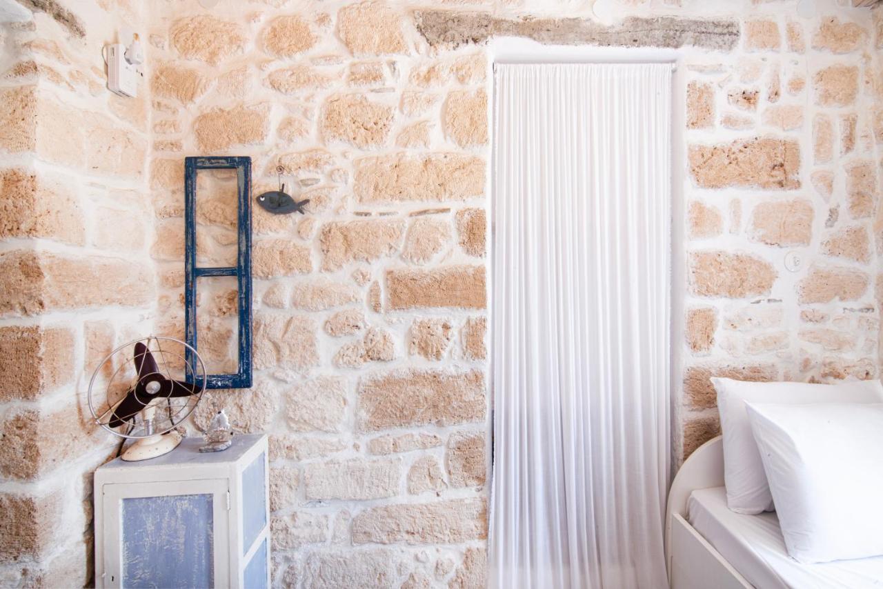 Terra E Sole Spa Suite Aegina Vathi  Ngoại thất bức ảnh